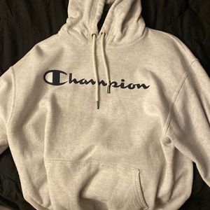 men’s White Champion Hoodie (M)